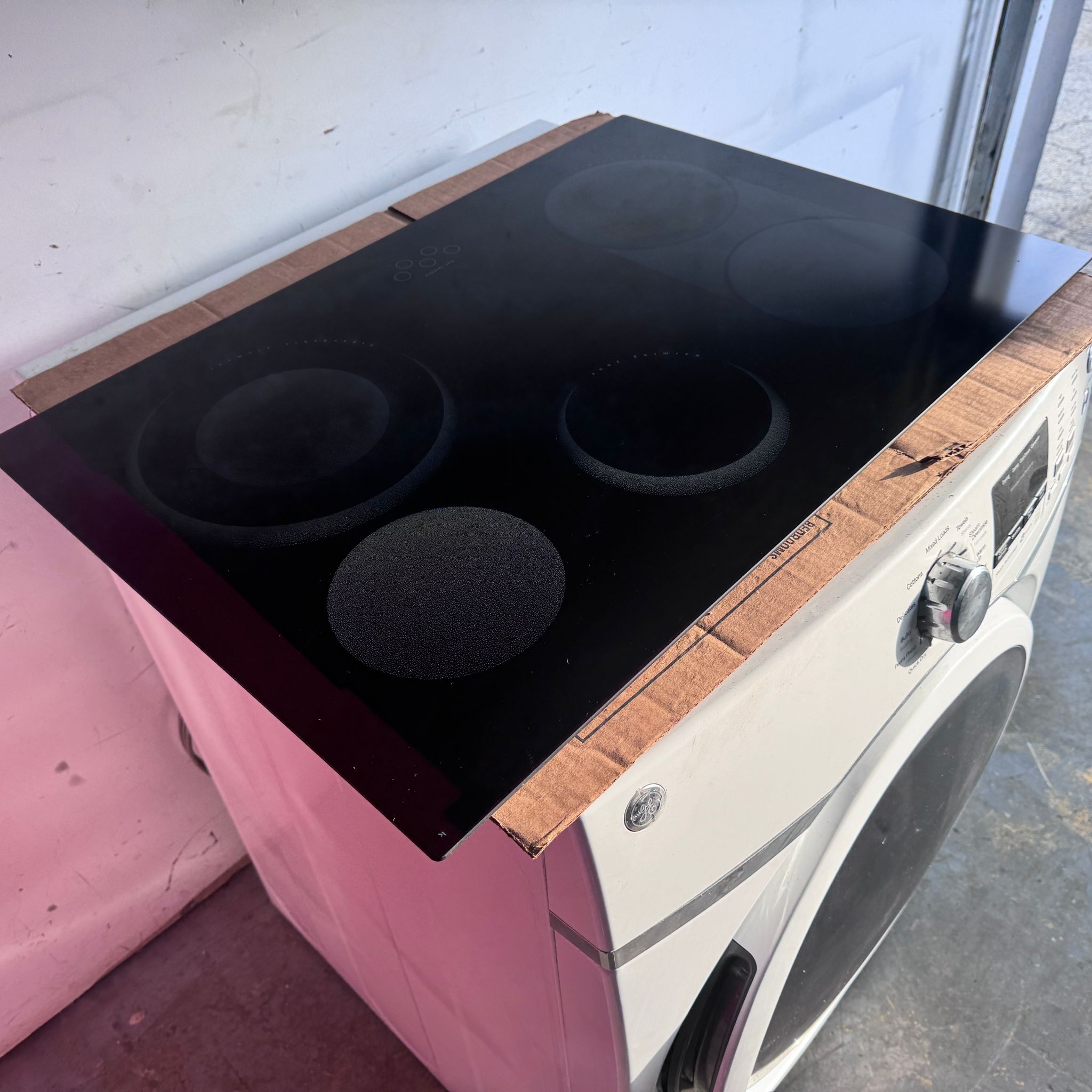 Frigidaire Electric Range Main Top (Black) 318223626 Frigidaire Electric Range Main Top (Black) 318223626
